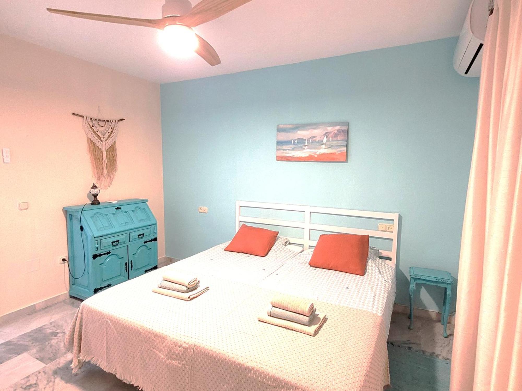 Beach House Casa Luna, Marbella Sitio de Calahonda Екстер'єр фото
